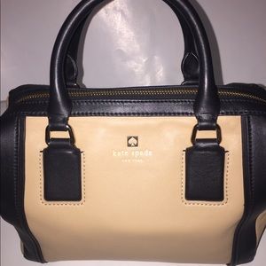 Kate Spade cow leather Crossbody bag RN0102760